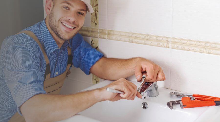 Handle or spout repair in Mark Center, OH